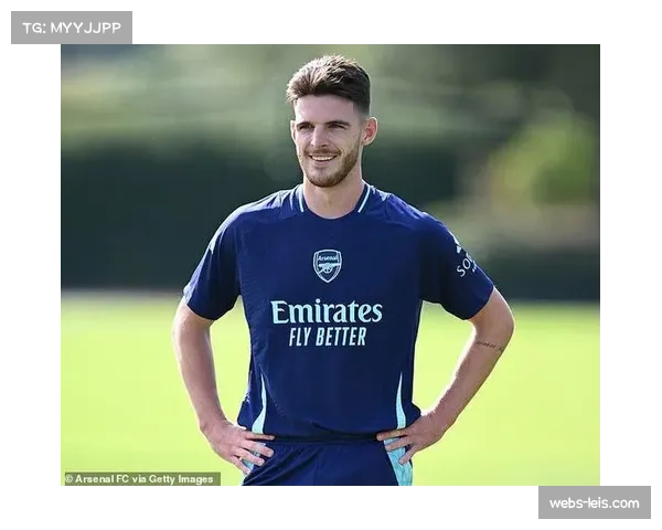 西汉姆联为赖斯举办回归欢迎仪式，表彰其昔日贡献